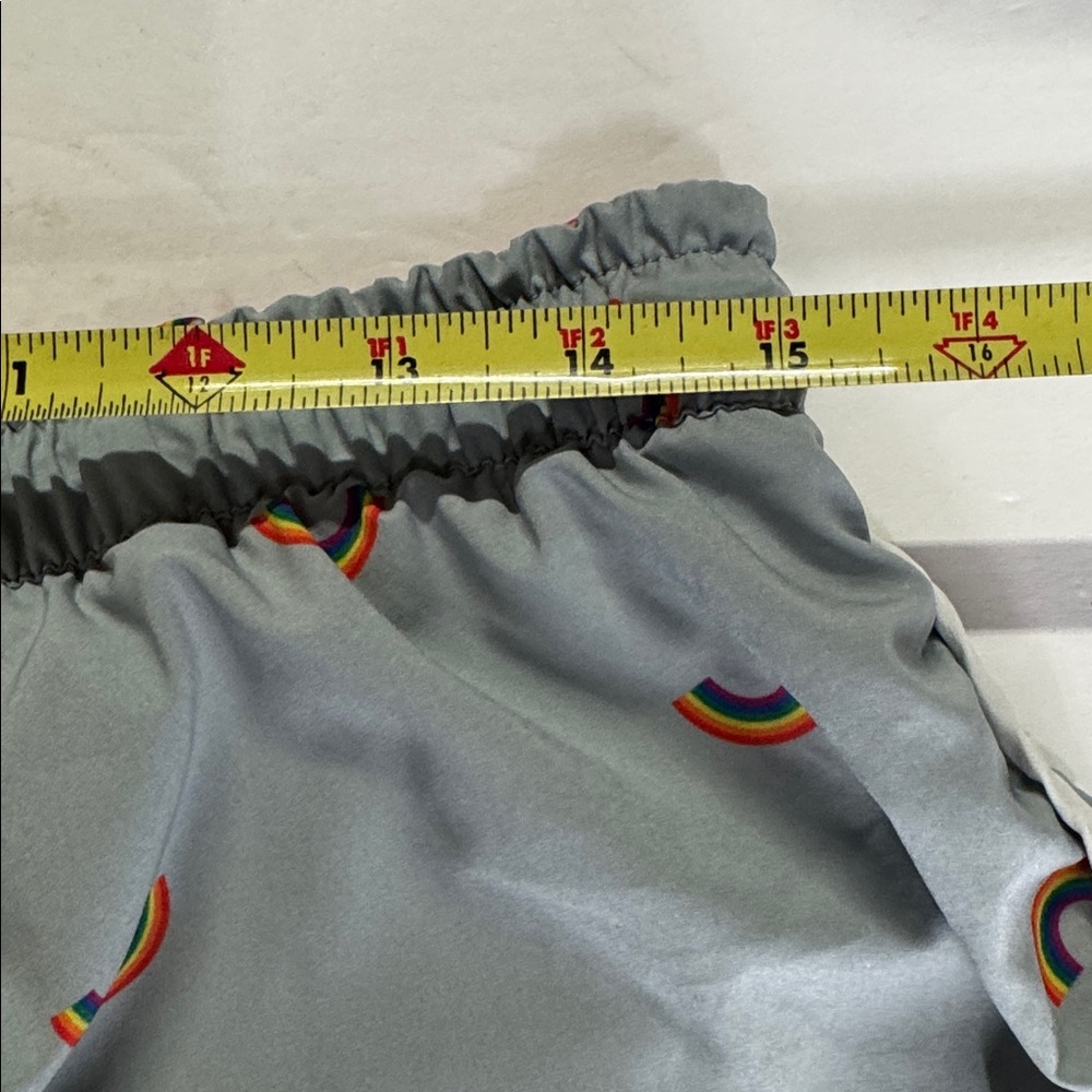 Rabbit Women's Repeats 2” rainbow love all Athletic running Shorts pride workout - Picture 9 of 9